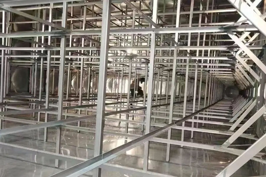 沐兰供水不锈钢水箱超大工程内部拉筋拍摄