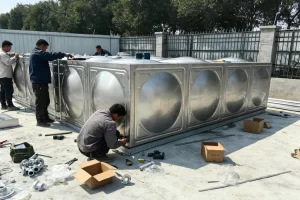 316L 不锈钢水箱户外安装现场